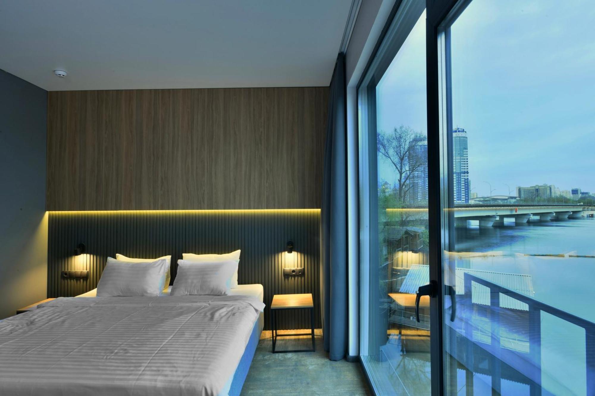 Hotel Fregat Kijów Zewnętrze zdjęcie