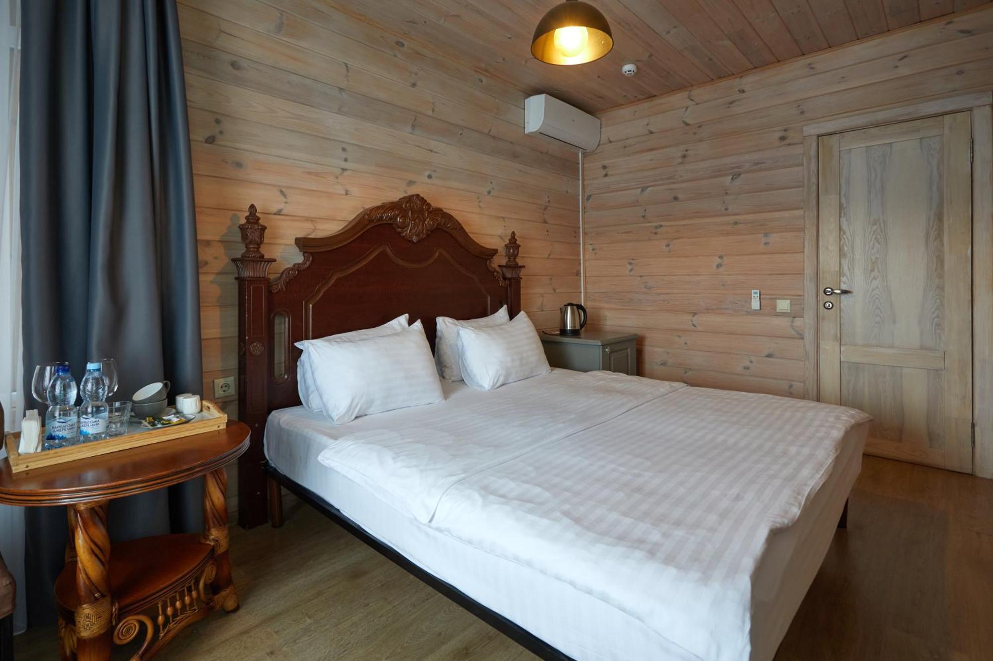 Hotel Fregat Kijów Zewnętrze zdjęcie