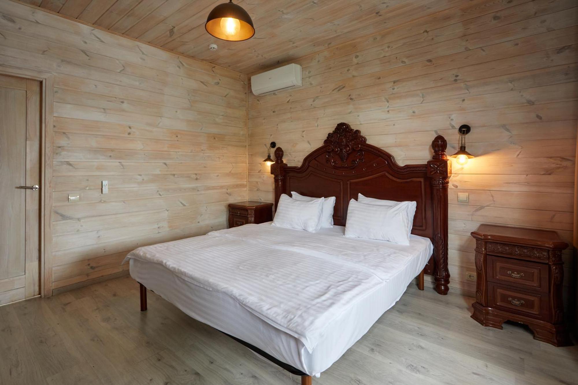 Hotel Fregat Kijów Zewnętrze zdjęcie